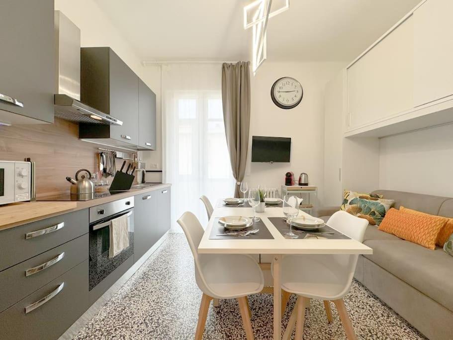 Luxury Suite Spiagge 100Mt - Porto 5' - Wifi Альбисола-Супериоре Экстерьер фото